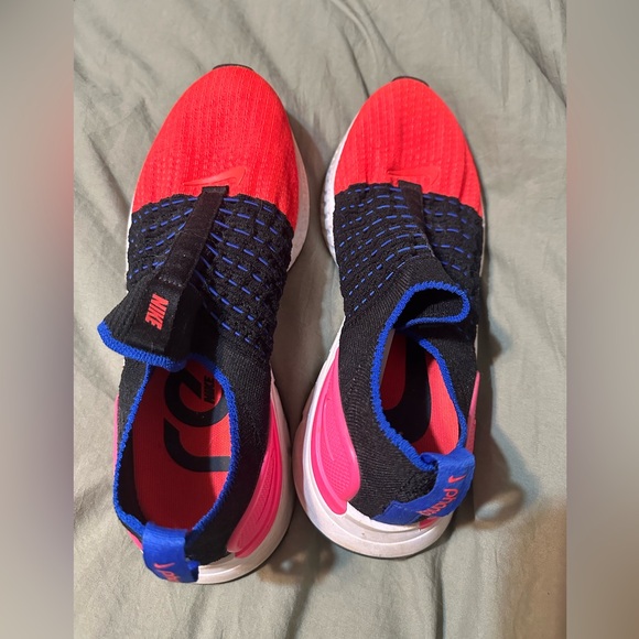 COLORFUL WOMEN’S NIKE REACTS SIZE 10 - Picture 2 of 4
